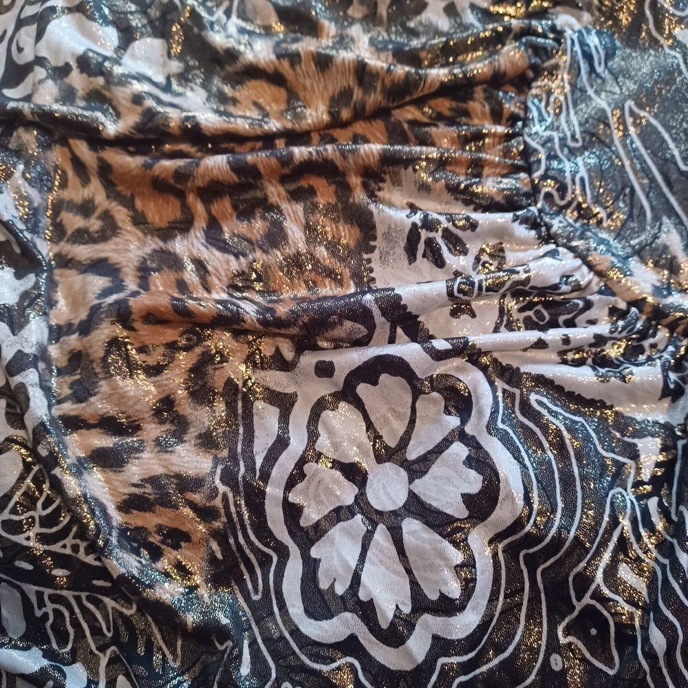 Dress - Picture 3 of 5